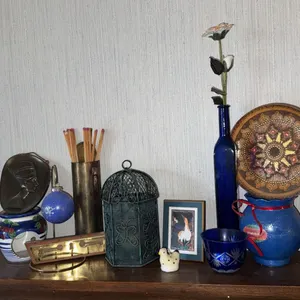 Home Decor Lot: Vase, Decorative Plate, Mini Birdcage Candle Oil Warmer and Mixed Objects
