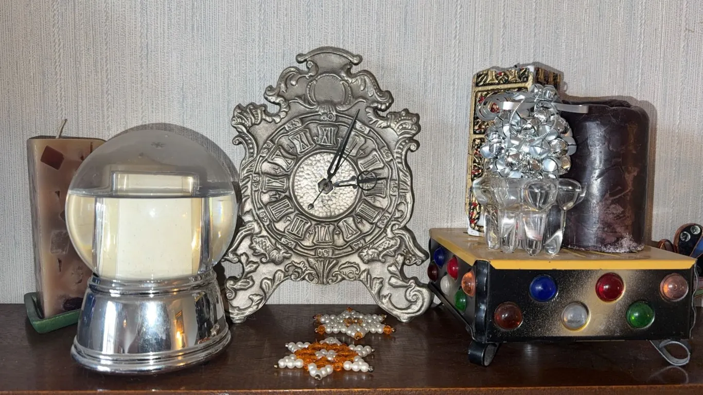 Battery Operated Ornate Desk Clock, Decorative Candles, Christmas Decor, and Candle Box