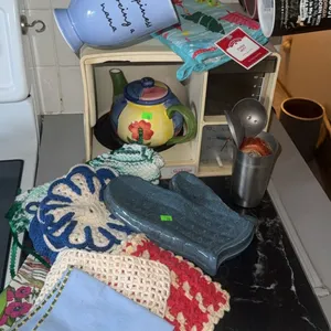 Mugs, Kitchen Textiles, Teapot, Utensil Holder and Wall Hooks Collection