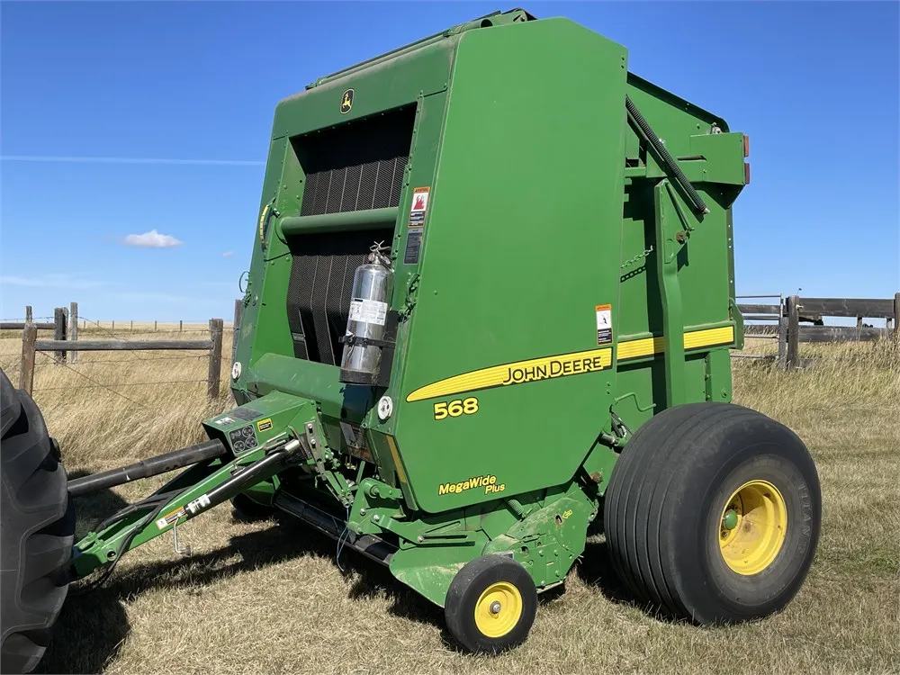 2011 JOHN DEERE 568 Round Baler, 7,504 Total Bales, Twine Only, Shedded