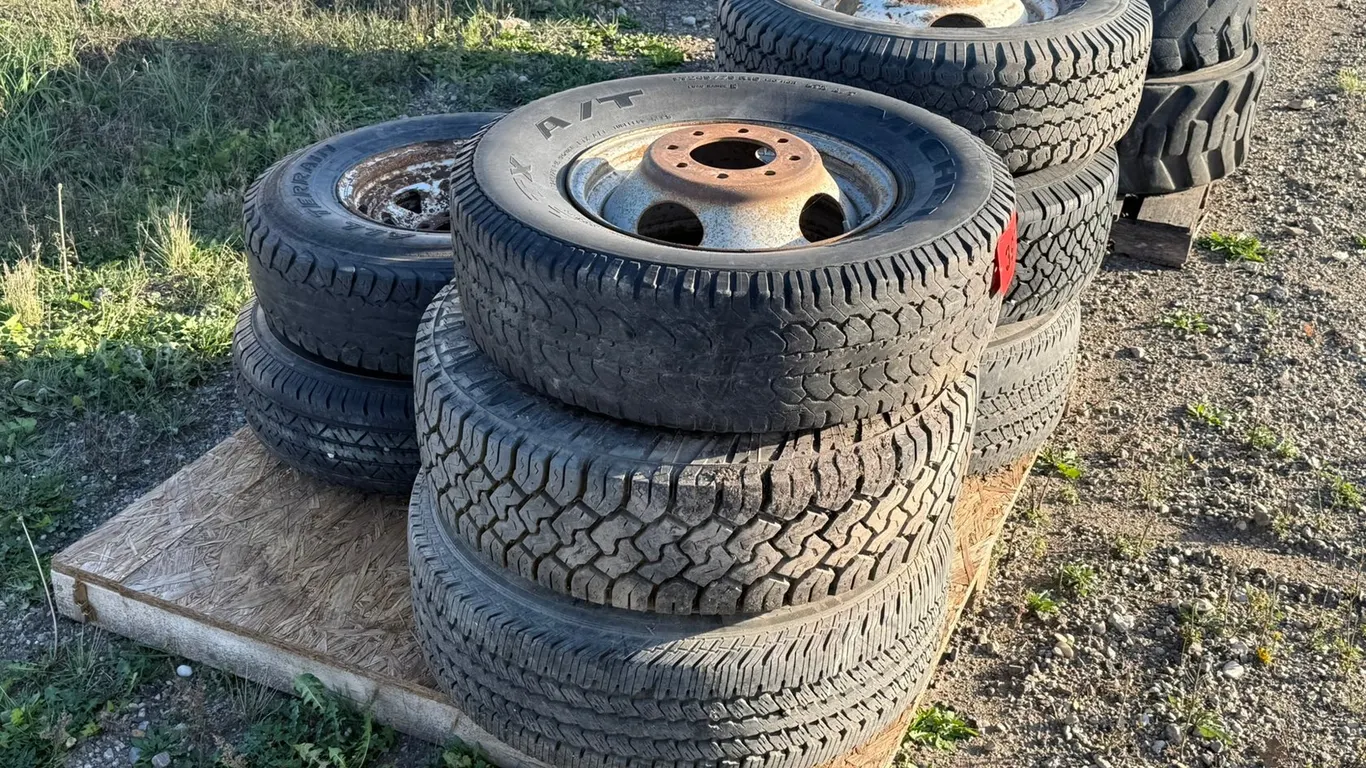 (8) Used LT245/75R16 Wheels & Tires