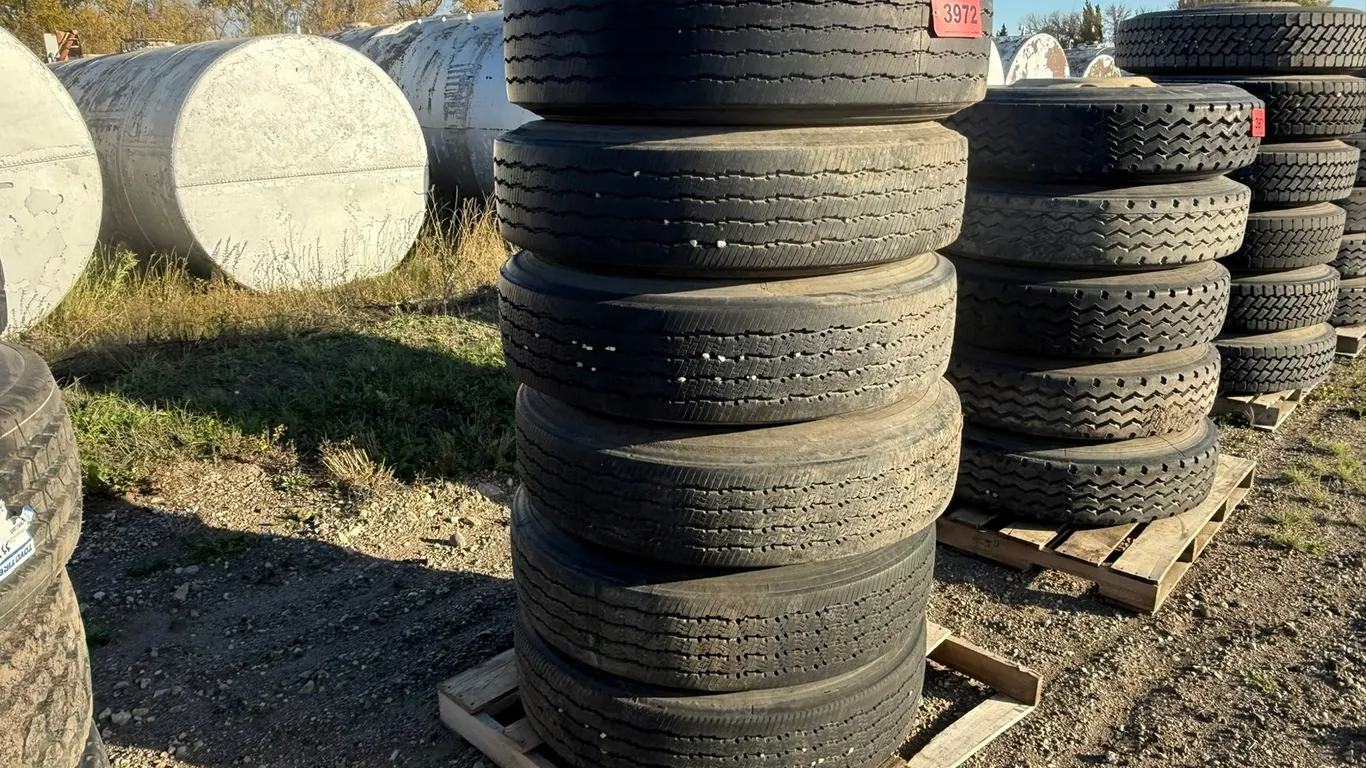 (6) Used 295/75R22.5 Wheels & Tires
