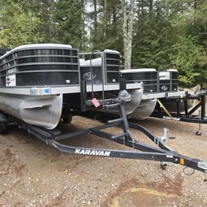 2023 Montego Bay 8522 Pontoon Boat W/ Trailer