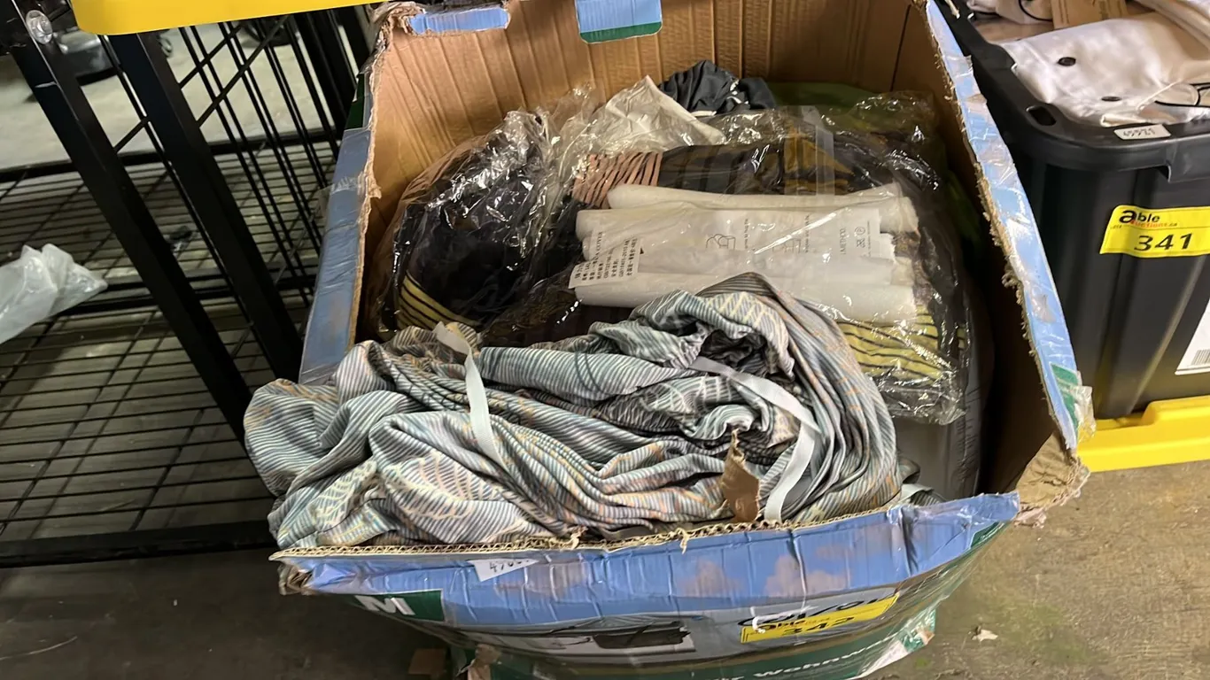 LARGE BOX OF ASSORTED SOFA COVERS