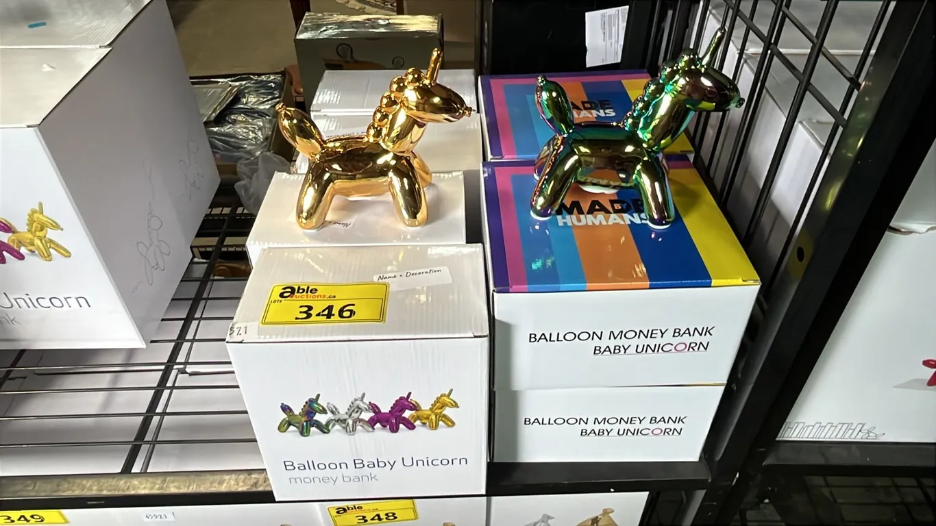 (8) *NEW IN BOX* GLAZED CERAMIC BABY UNICORN MONEY BANKS