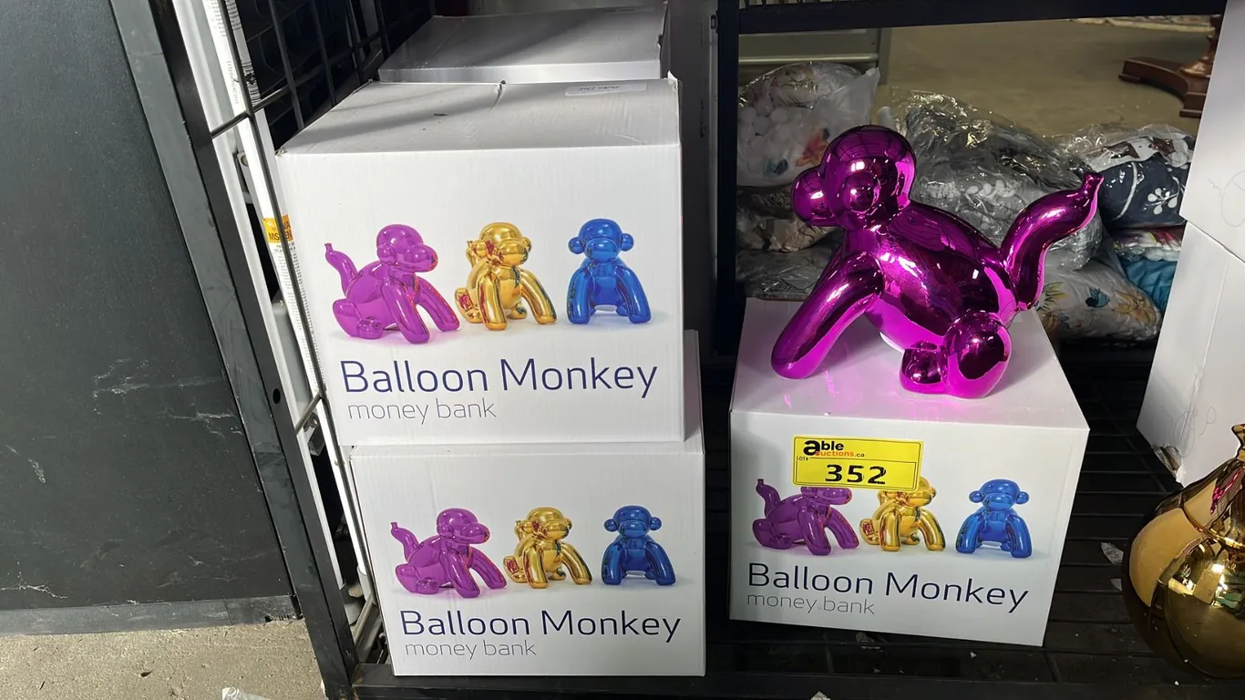 (5) *NEW IN BOX* GLAZED CERAMIC BALLOON MONKEY MONEY BANKS