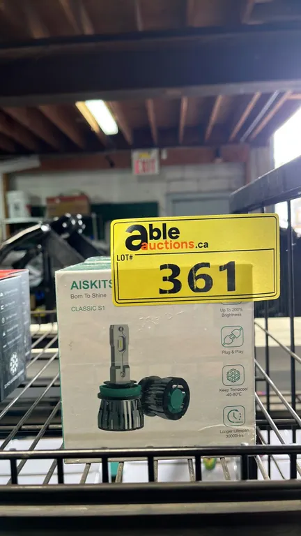 (2) *NEW IN SEALED BOXES* AISKITS CLASSIC SI HEADLIGHT BULB 2-PACKS