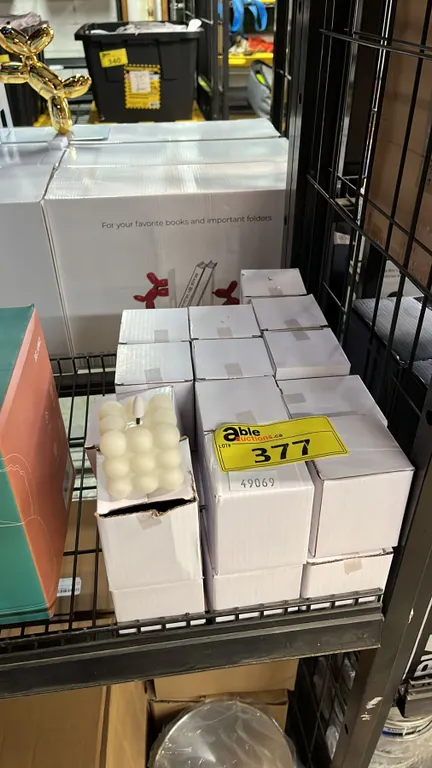 (27) *NEW* BATTERY OPERATED LED CANDLES