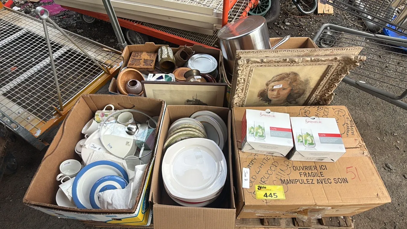 PALLET OF ASSORTED DISHWARE, WALL ART & COOKWARE *MUST TAKE ALL*