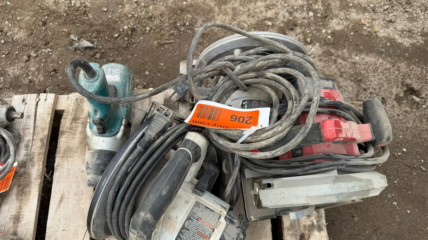 (3) Corded Circular Saws and Makita 1/2" Impact