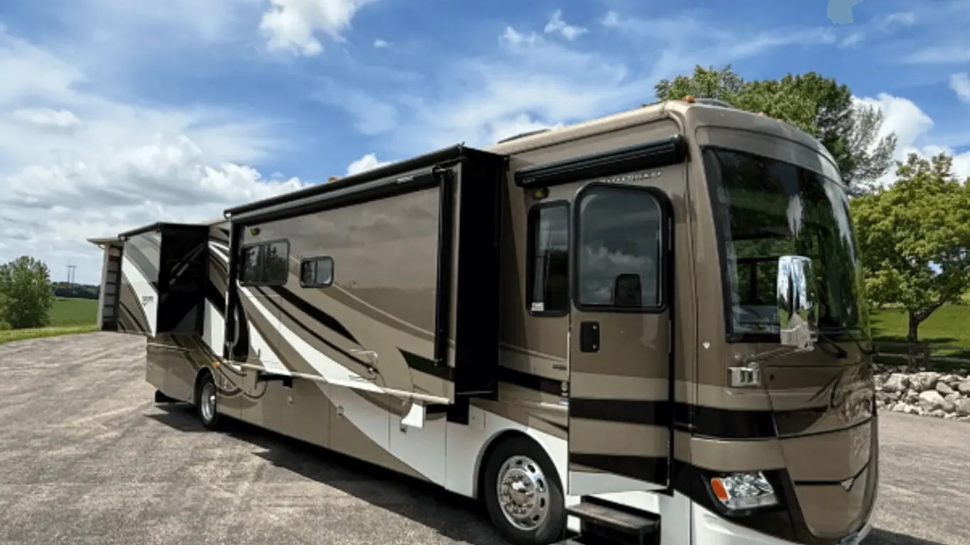 2012 Fleetwood Discovery 40X Motorhome