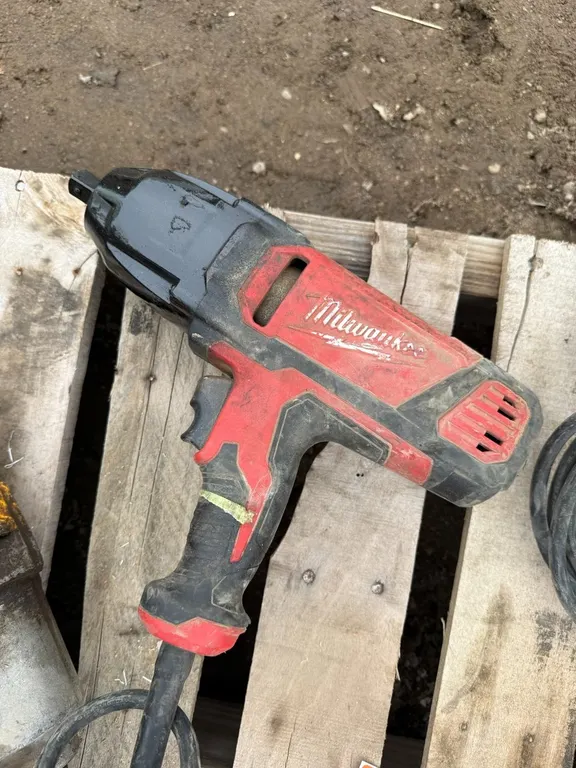 1/2" Corded Milwaukee Impact Wrench