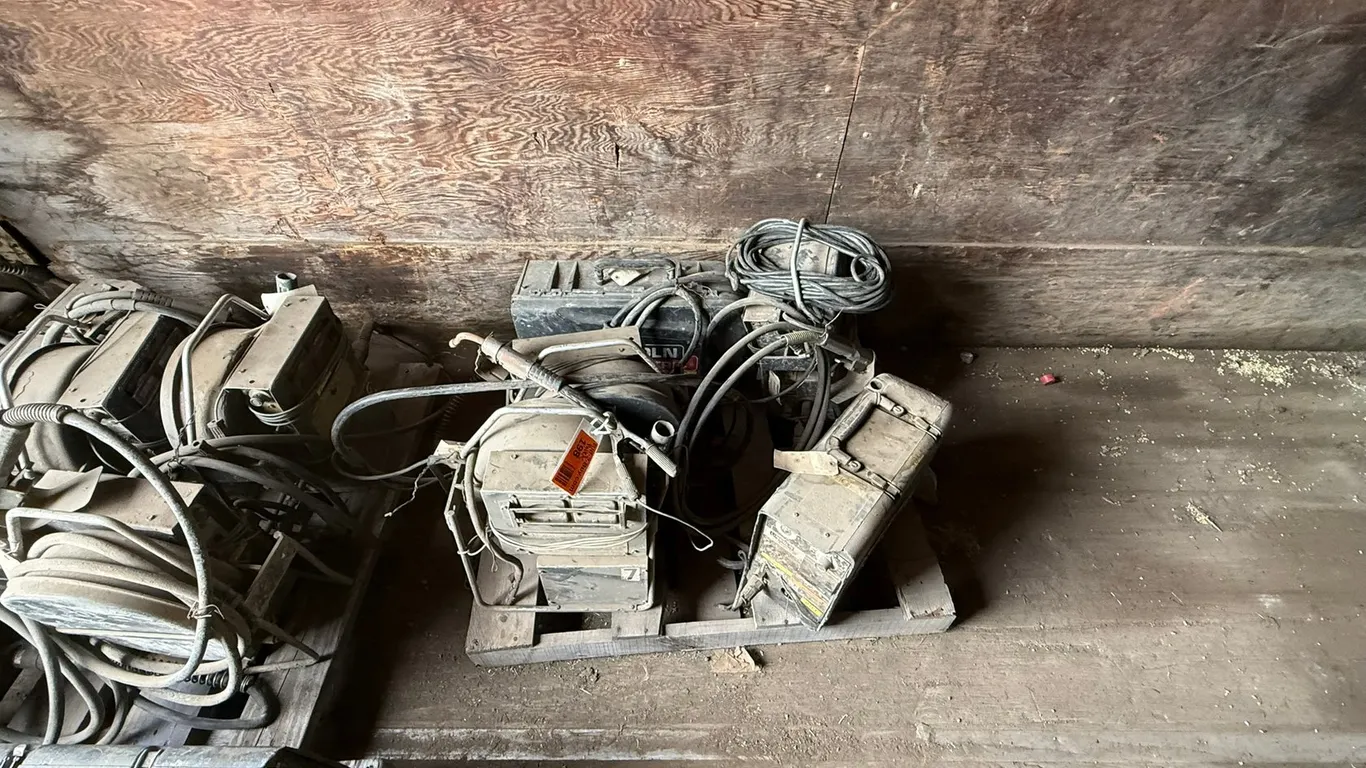(5) Lincoln Electric Welders