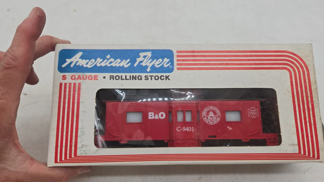 Vintage American flyer b&o illuminated caboose number 49401 new in box