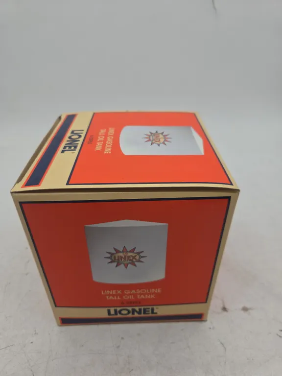 Vintage Lionel tall gasoline tank number 622953 new and original box