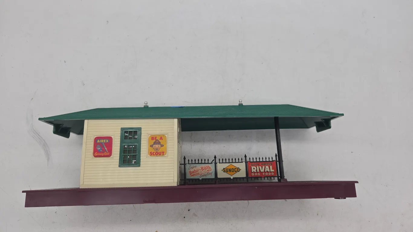 Vintage Lionel number 356 automatic illuminated freight station