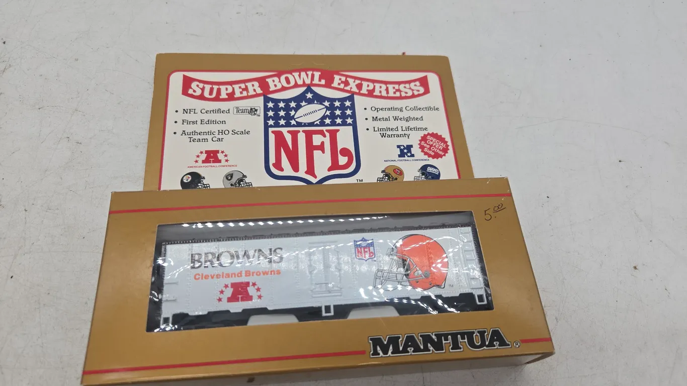 Vintage Manitou Cleveland browns boxcar new in box