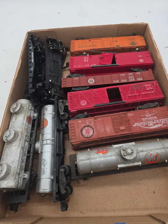 Assorted vintage train cars
