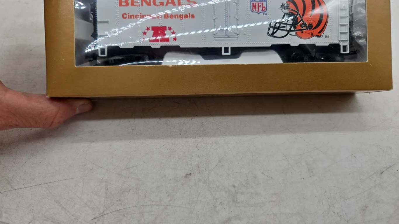 Vintage Manitou brand HO scale Cincinnati Bengals super bowl Express boxcar in original box