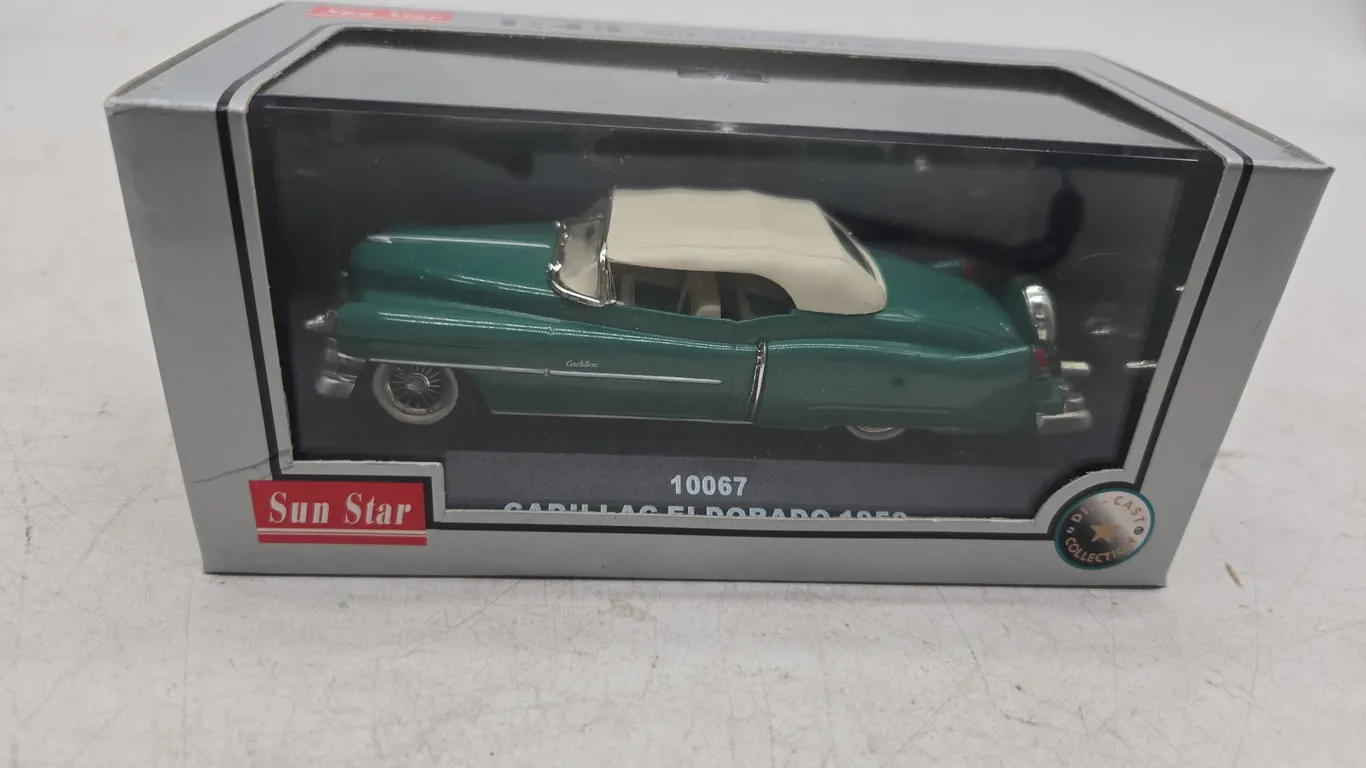 Vintage sunstar 1950 Cadillac eldorado convertible diecast car new and original box