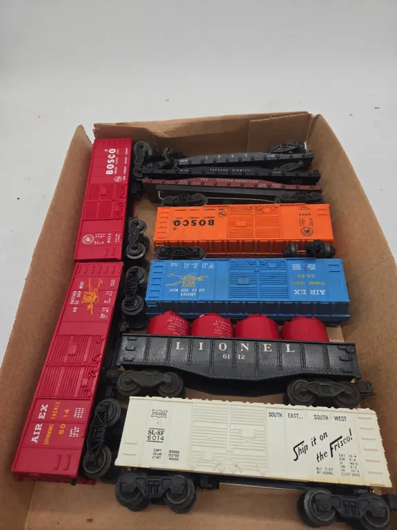 Assorted vintage train cars