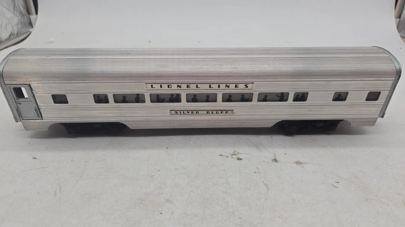 Vintage Lionel silver bluff aluminum observation car number 25 34