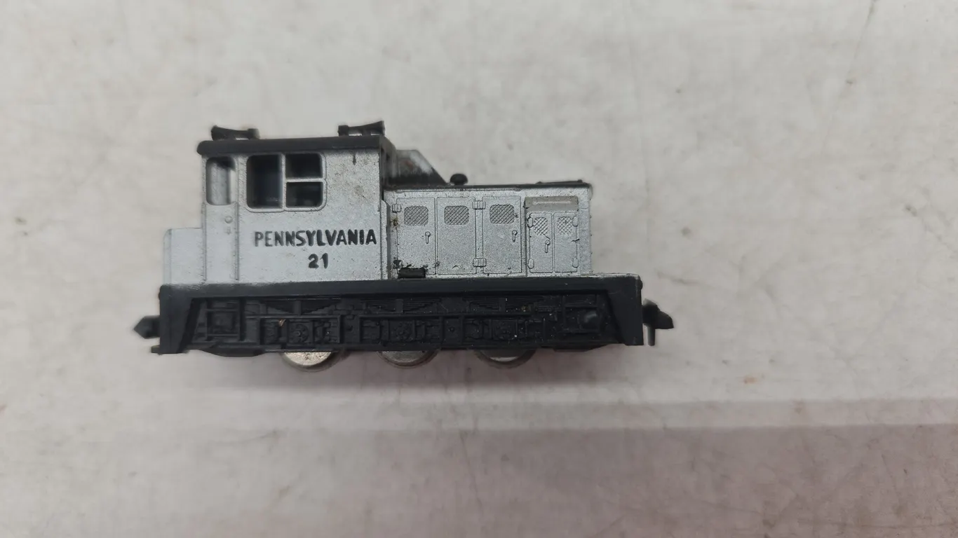 Vintage Pennsylvania number 21, N locomotive.