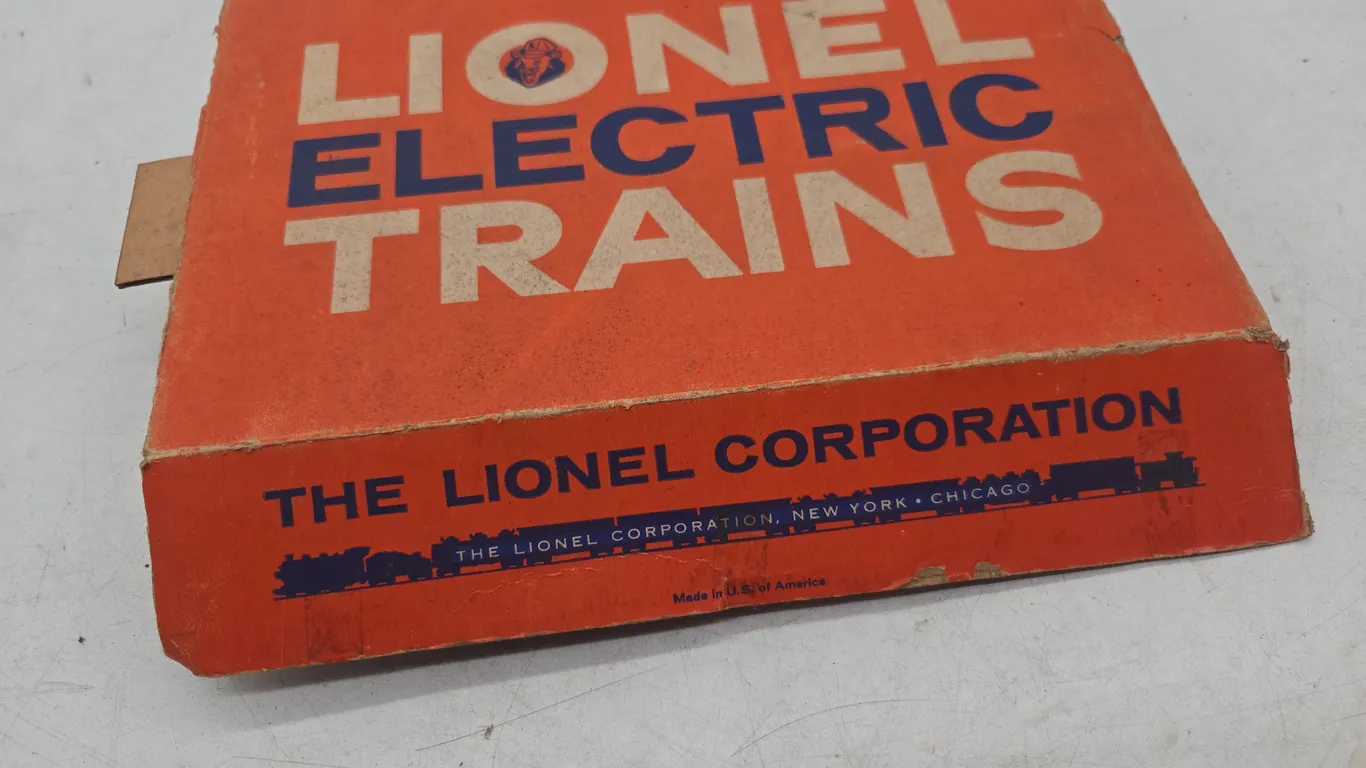 Vintage Lionel number 142 manual control switch in original box