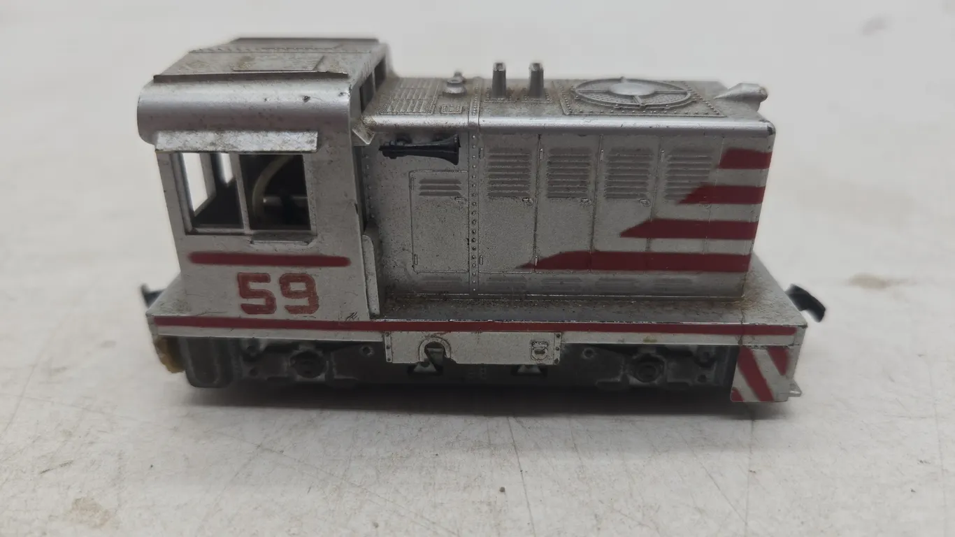 Vintage athurn brandHO scale Hustler industrial diesel switcher locomotive