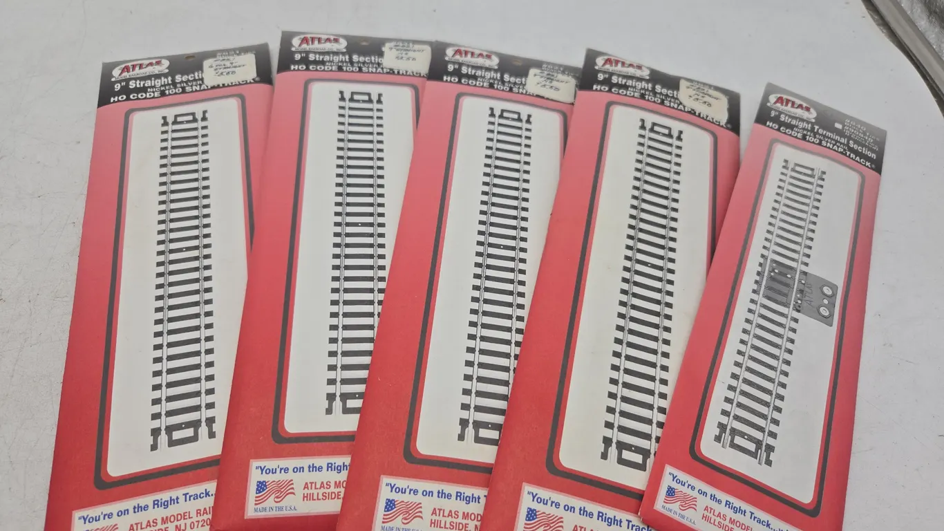 Vintage Atlas brand railroad track accessories new in packages