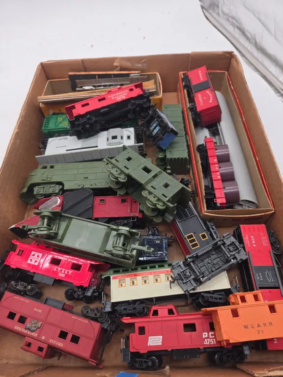 Assorted vintage train cars