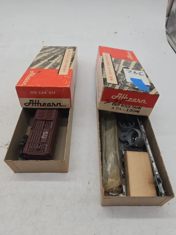 Vintage athurn brand HO scale train cars new in boxes