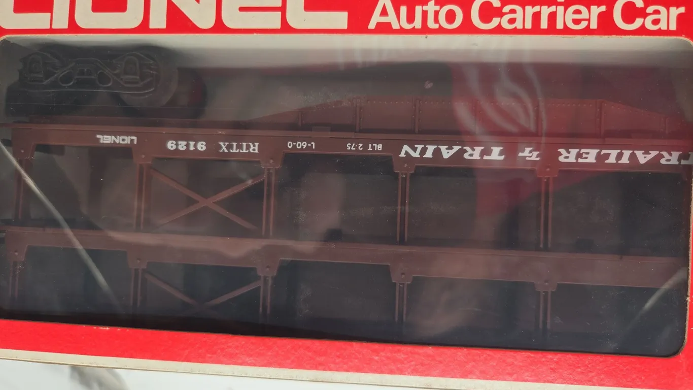 Vintage Lionel northwestern Auto carrier car number 69123 new inbox