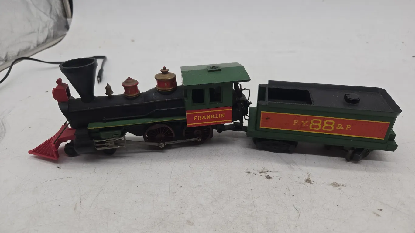 Vintage Franklin mint village train locomotive and coal tender