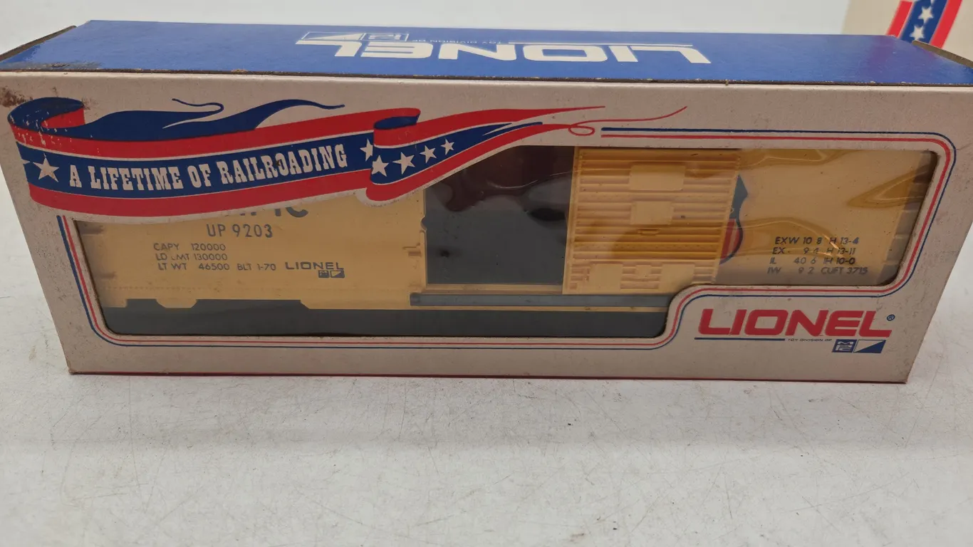 Vintage Lionel U P boxcar number 9203 new in box