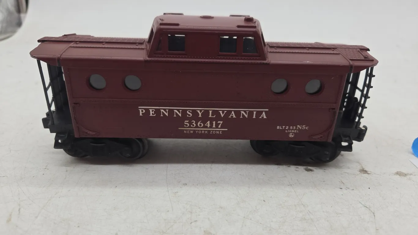 Vintage Lionel number 5364-17 Pennsylvania porthole caboose