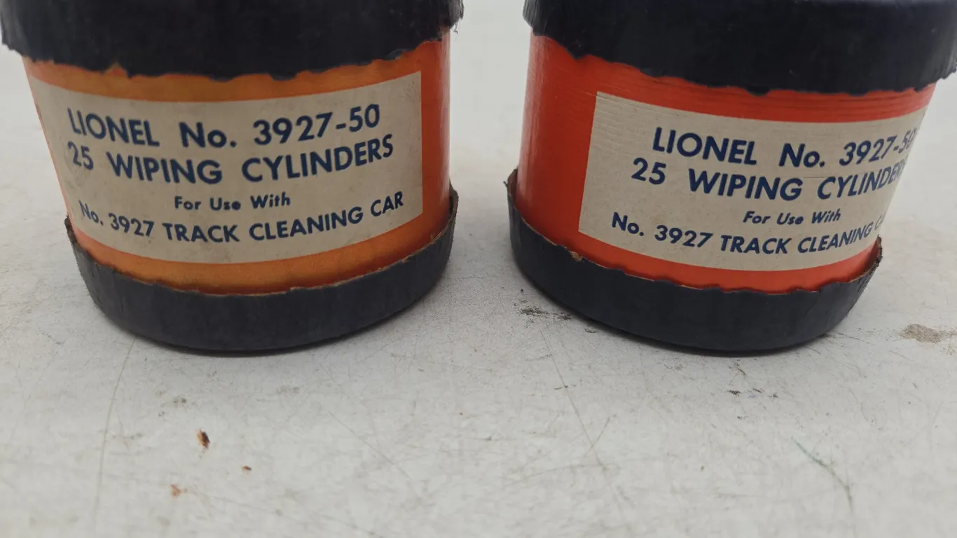 Vintage Lionel number 3927 wiping cylinders