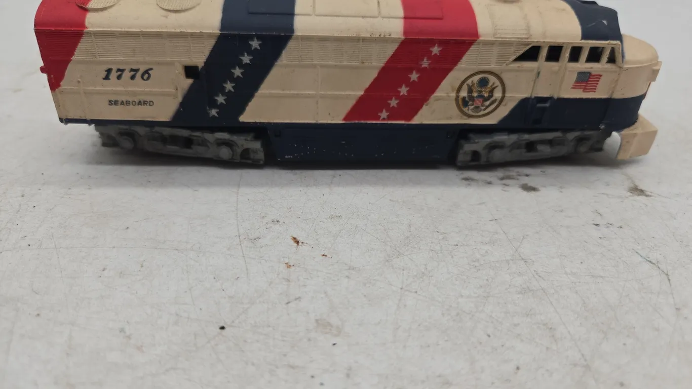 The Vintage ahm brand HO scale Spirit of 76 seaboard diesel locomotive