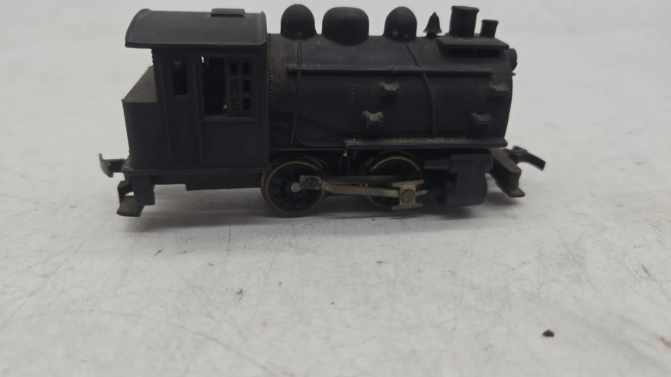 Vintage Varney HO scale steam engine locomotive