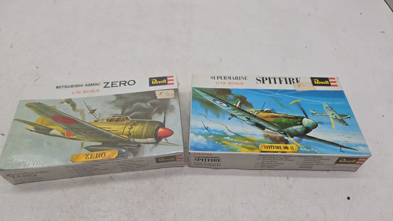 Vintage revel miniature models new in boxes