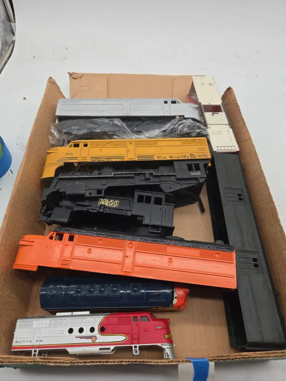 Assorted locomotives pieces and parts