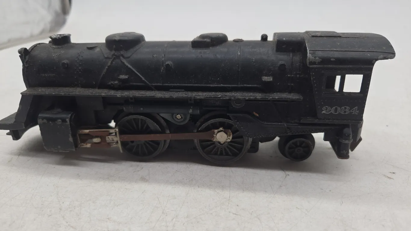 Vintage Lionel number 2034 steam engine locomotive