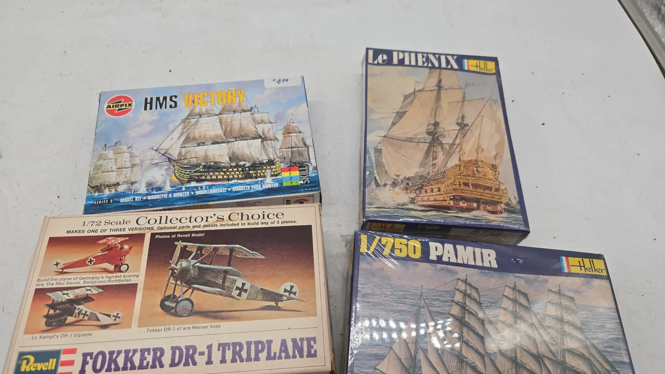 Assorted vintage models new in boxes