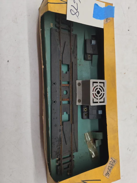 Vintage Atlas brand remote control uncoupler new and original box
