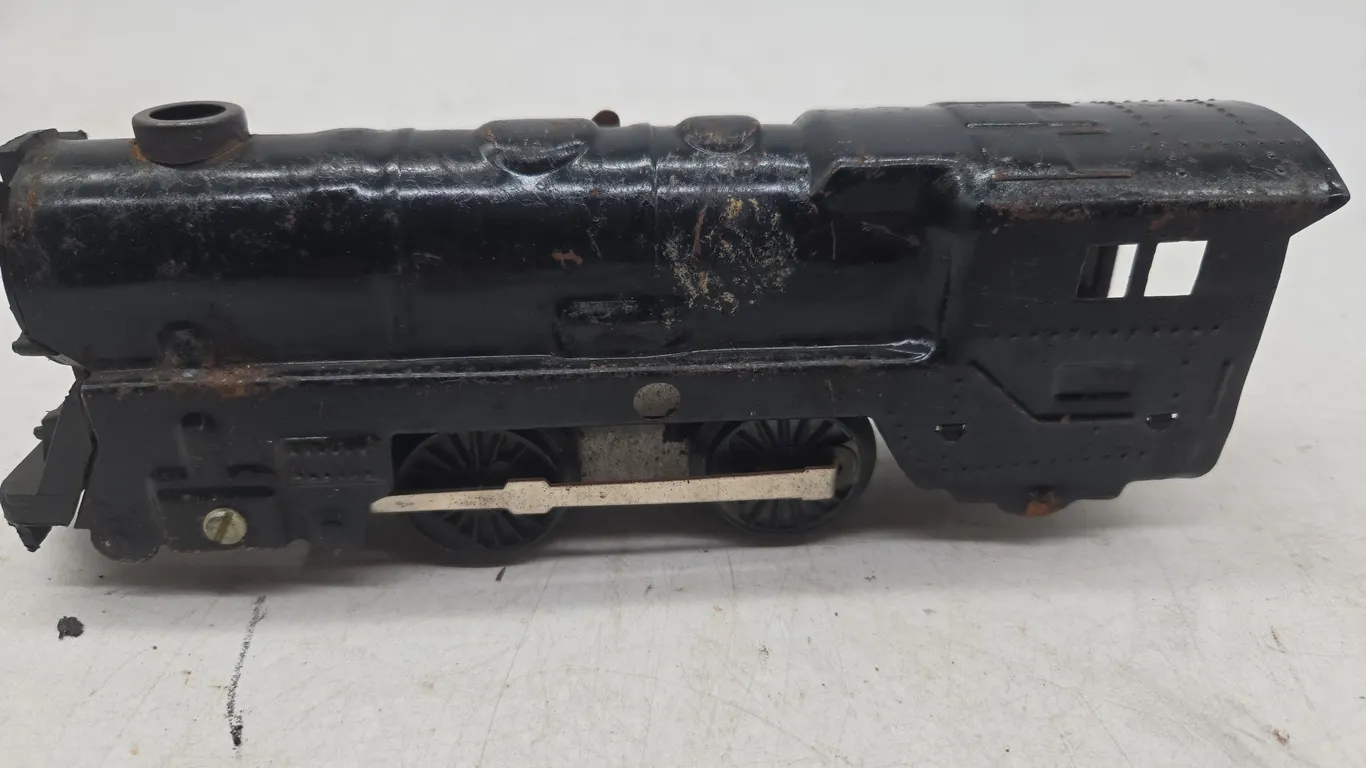 Vintage marxs brand windup steam engine locomotive