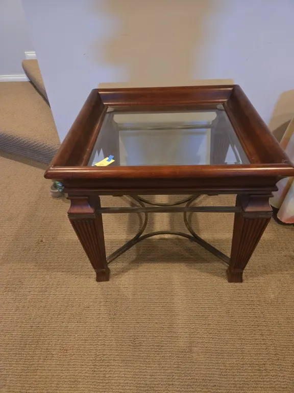 Vintage Knoxville furniture glass topped end table