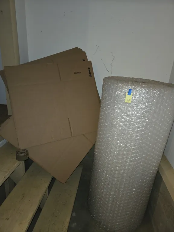 Assorted packing material