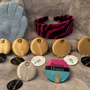 Compact Mirrors, Exfoliating Gloves and Pink/Black Zebra Headband