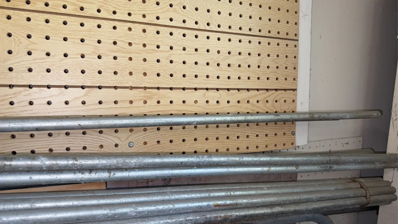 Galvanized Metal Pipes ( Conduit)