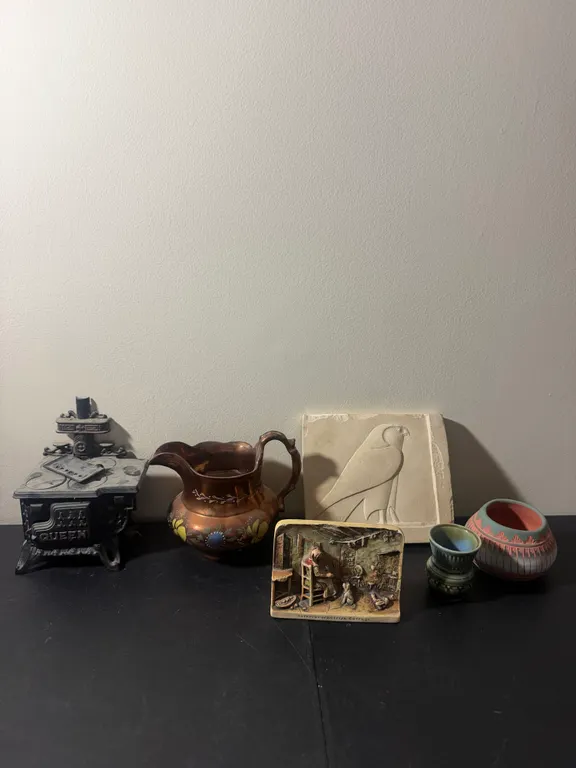Vintage & Antique Decorative Collectibles, Pottery & Miniature Stove